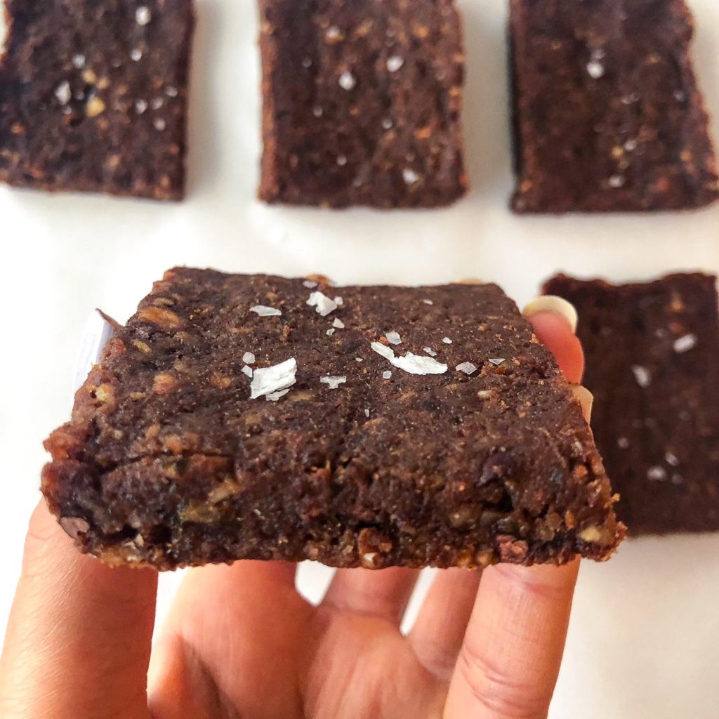 Copycat Homemade Rx Bars Recipe (Chocolate Sea Salt) - Wake Up and Kale