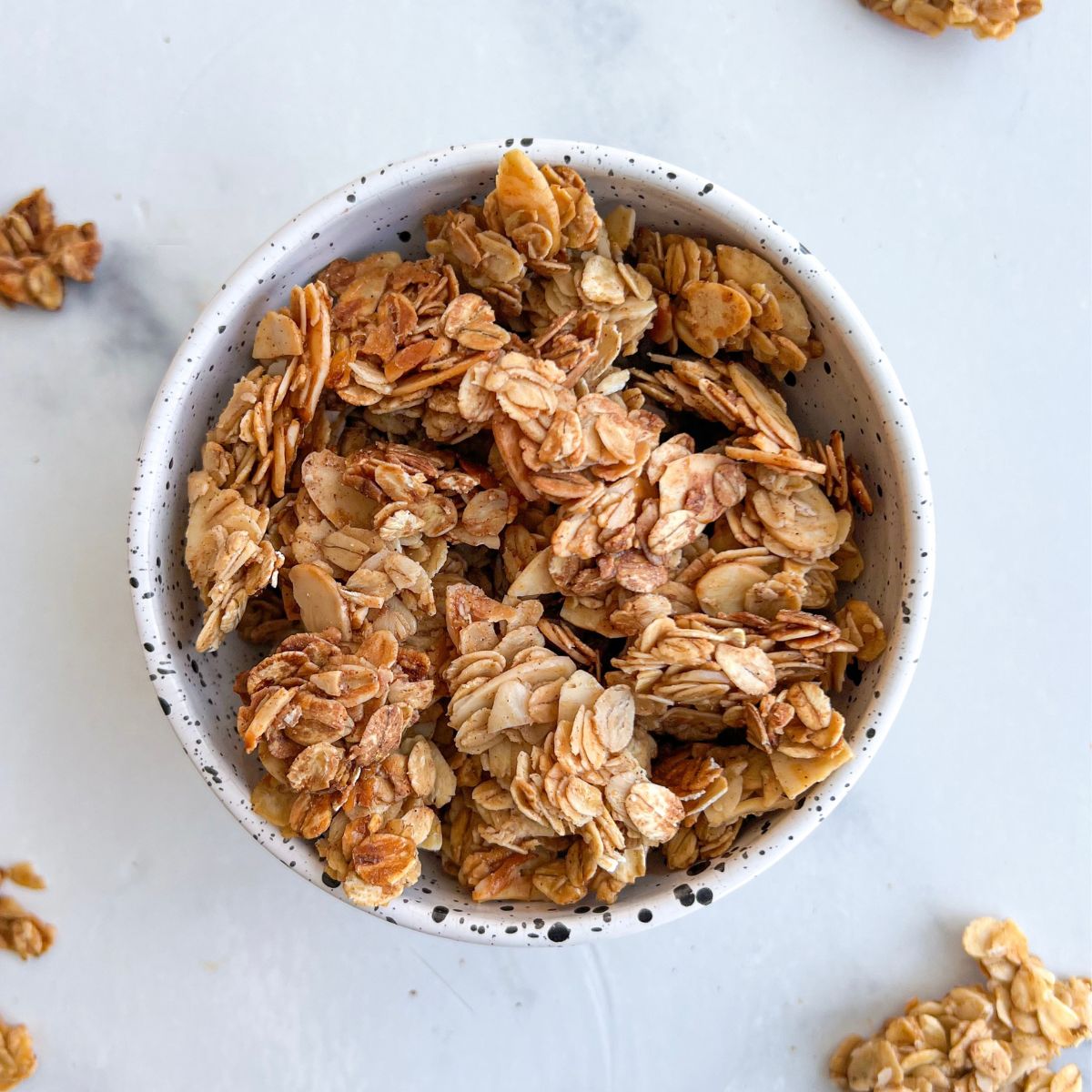 vanilla almond granola featured
