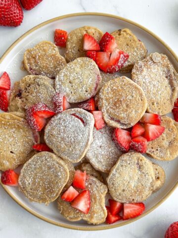 strawberry pancake bites featured